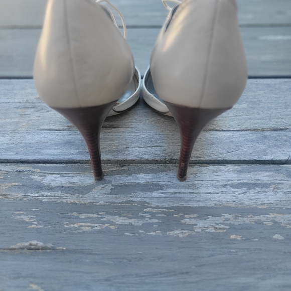 Heels - Picture 3 of 5